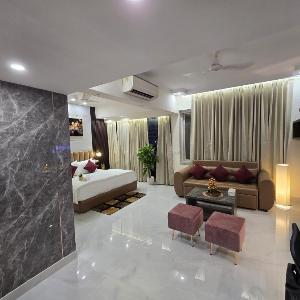 The Elite Studio