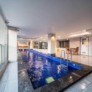 The Views Penthouse - Cityscape & Parkland Scenery