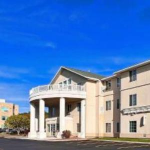 GrandStay Residential Suites - Madison East