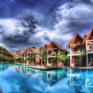 Elephas Resort & Spa