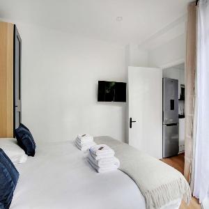 Magnificent 2BD 6P apartment - Eiffel Tower