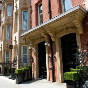 Hotels near Cadogan Hall - Cheval Phoenix House At Sloane Square