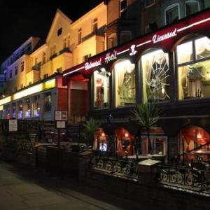 Balmoral Hotel