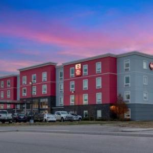 Cairns Field Saskatoon Hotels - Best Western Plus Airport Inn & Suites