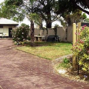 Hotels near Kent Reserve Victor Harbor - Port Noarlunga Motel