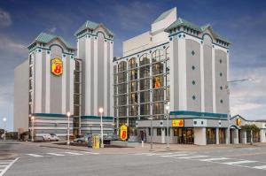 Super 8 by Wyndham Virginia Beach Oceanfront, Virginia Beach