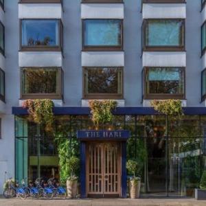 Hotels near Royal Court Theatre London - The Hari London