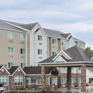 Microtel Inn & Suites by Wyndham New Martinsville