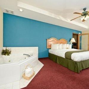 Peosta Hotels Deals At The 1 Hotel In Ia American Inn Suites Peosta