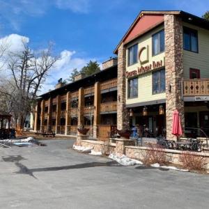 Silver Moon Inn