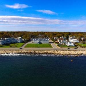 Hotels near Ocean Mist Wakefield - The Atlantic House