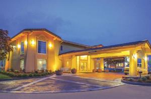 La Quinta Inn by Wyndham Moline Airport, Moline