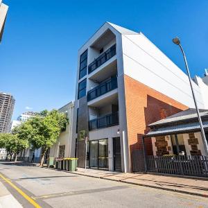SYLO Luxury Apartments - Contemporary City Living