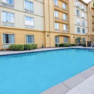 La Quinta Inn & Suites by Wyndham Tampa Brandon Regency Park