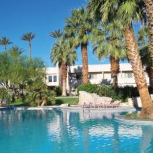Hotels near Pappy and Harriet's Pioneertown Palace - Miracle Springs Resort And Spa
