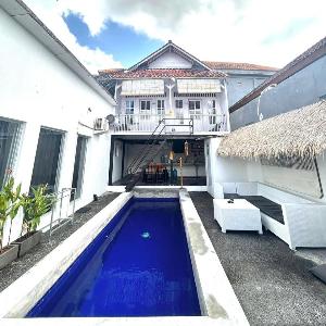 White Sandat Guest House