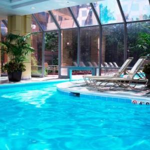 Hotels near The Village Theatre Guild Glen Ellyn - Hampton Inn & Suites Downers Grove Chicago