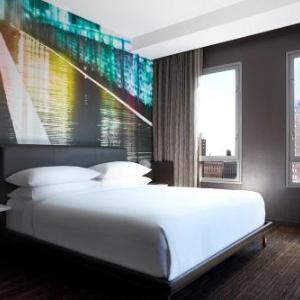 Commodore Barry Park Hotels - New York Marriott At The Brooklyn Bridge