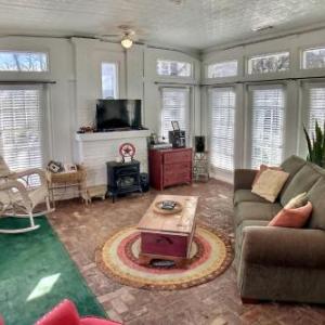 Texaco Bungalow Vacation Rentals