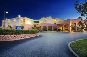 Baymont by Wyndham Tampa Near Busch Gardens, Tampa