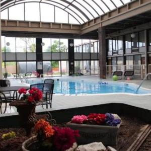 Hotels near CMAC - Newark Garden Finger Lakes Hotel