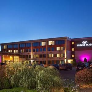 Deep Cuts Brewery Medford Hotels - Crowne Plaza Boston - Woburn