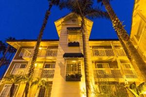 Ramada by Wyndham Costa Mesa/Newport Beach, Costa Mesa