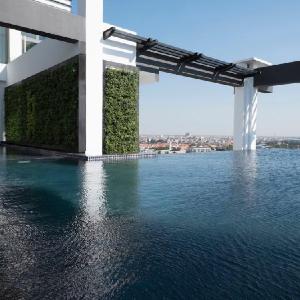 Naki Suites @ Silvertown