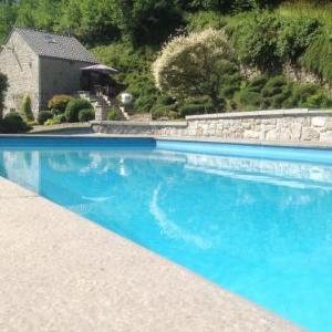 Modern Cottage in Marchin with Swimming Pool