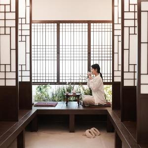 D.A.L Premium Capsule Hotel