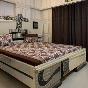 Cozy Haven Apt DHA P6 Big Bukhari