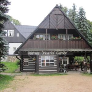 Penzion restaurace Dřevěnka