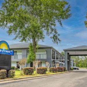 Days Inn by Wyndham Pensacola West