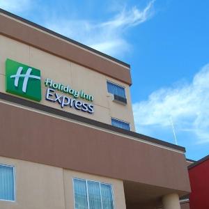 Holiday Inn Express Los Angeles Downtown West an IHG Hotel