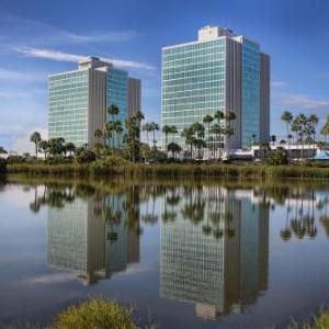 DoubleTree By Hilton Hotel At The Entrance To Universal