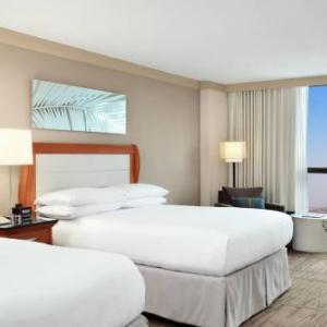 DoubleTree By Hilton Hotel & Miami Airport Convention Center