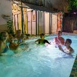The Manor Hostel - Hostel with Private Pool