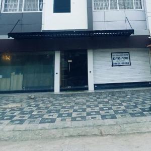 Accuotel Inn Lavish Villa