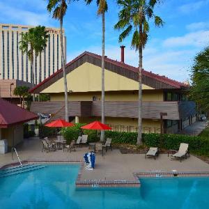 Midpointe Hotel by Rosen Hotels & Resorts