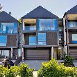 Belle Vue Villa - Stunning Views with Hot Tub 
