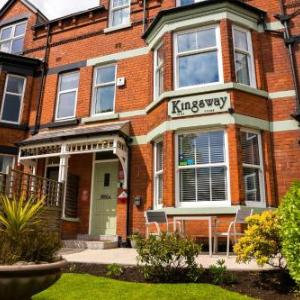 Kingsway Guesthouse - A selection of Single Double and Family Rooms in a Central Location
