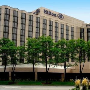 Skokie Sports Park Hotels - Hilton Rosemont/Chicago O Hare