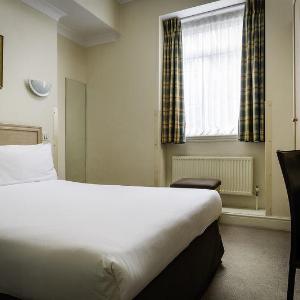 Hotels near Porchester Hall - Henry Viii