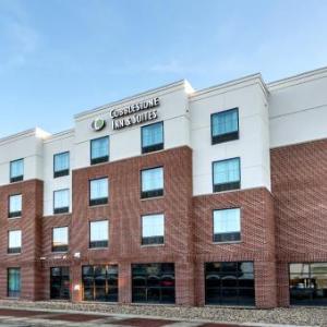 Hotels near Bremer County Fair - Cobblestone Inn & Suites - Waverly