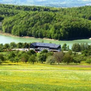 Stausee-Hotel