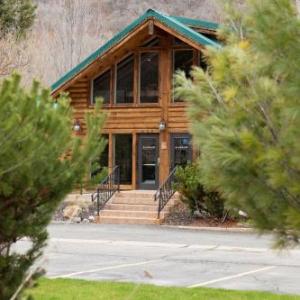 Hotels near Lindquist Field - Alaskan Inn and Spa