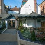 Hotels near Newbury Racecourse - The Elephant at the Market
