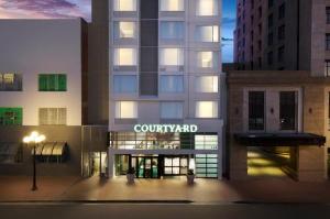 Courtyard by Marriott San Diego Gaslamp/Convention Center hotel near San Diego Convention Center