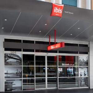 Hotel Ibis World Square