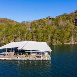 Beaver Lakefront Cabins - Couples Only Getaways